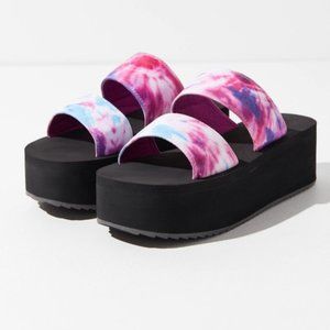 UO Ava Neoprene Platform Sandal Brand New